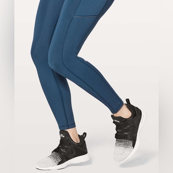 Lululemon APL TechLoom Ascend Shoe - Picture 2 of 9